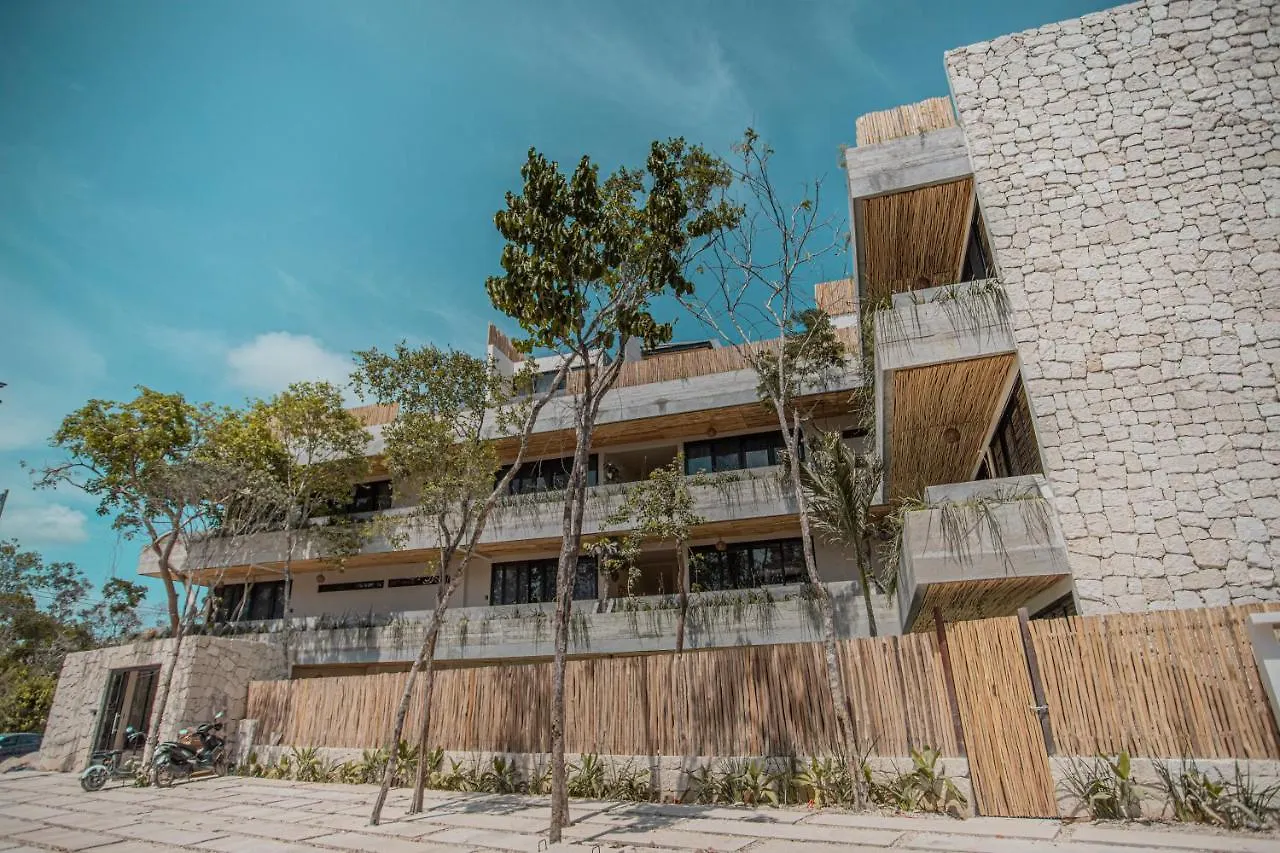 Noil Residences 툴룸
