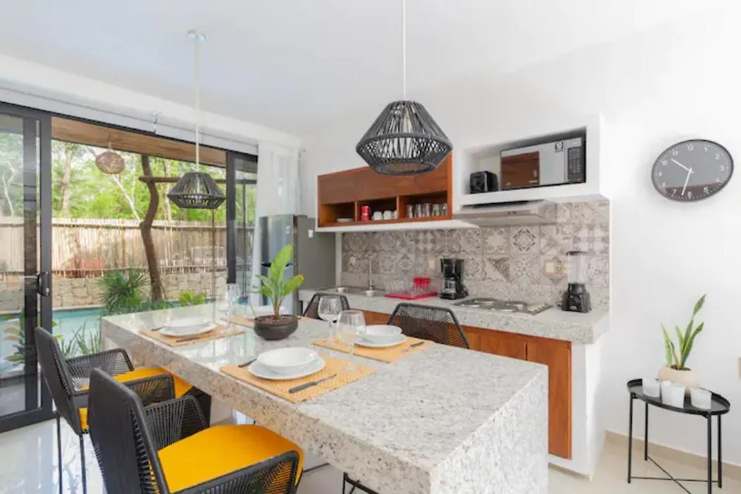 아파트 Noil Residences 툴룸